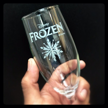 Frozen Oscar Toast Glass