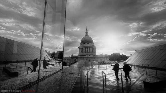 Many Worlds, St. Pauls London